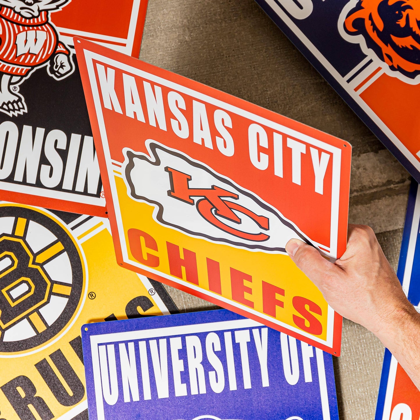 Kansas City Chiefs metal wall sign! 11-1/2" x 15.5" tall