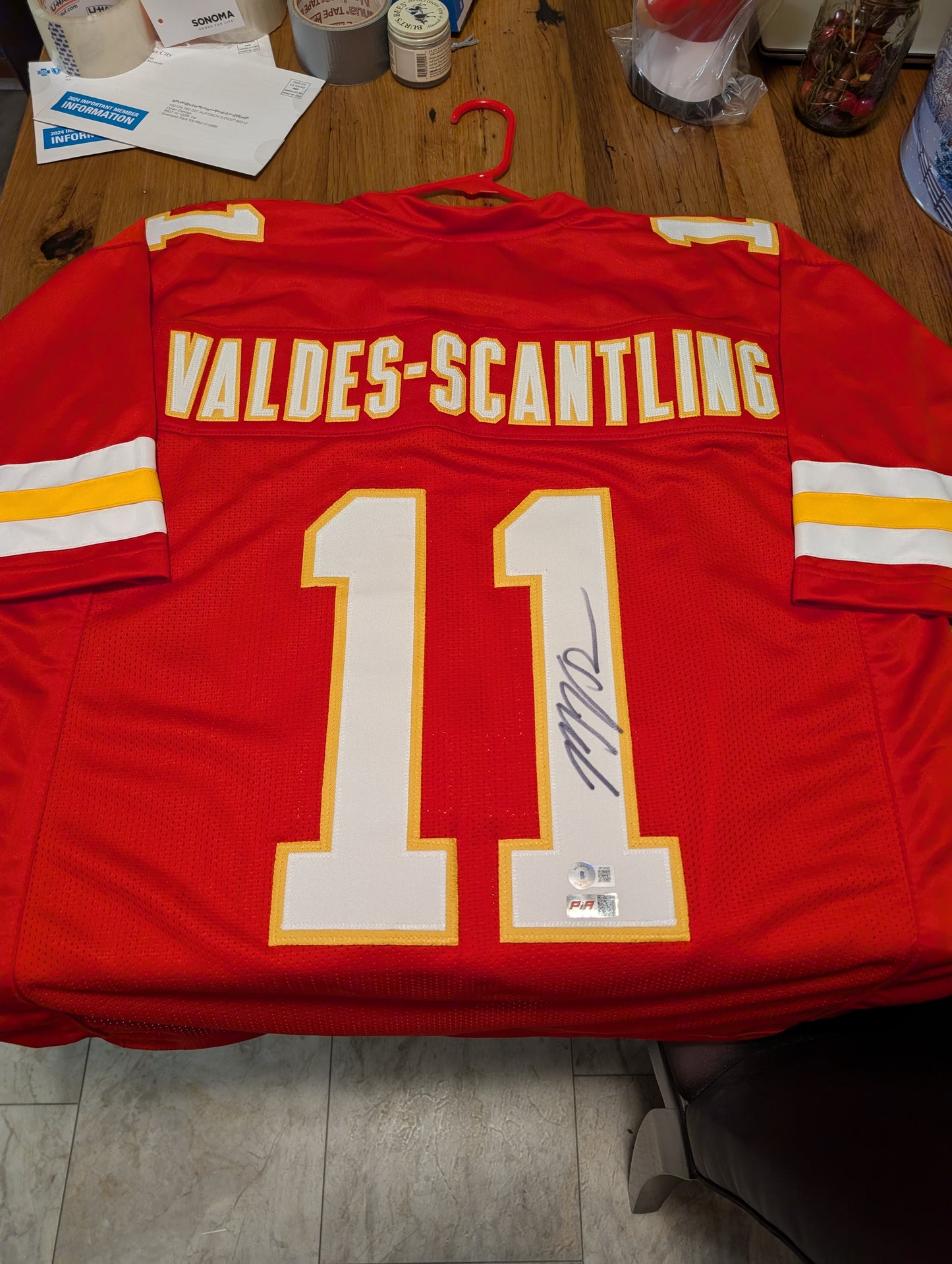 Marquez Valdez -Scantling #11 Kansas City Chiefs signed jersey!